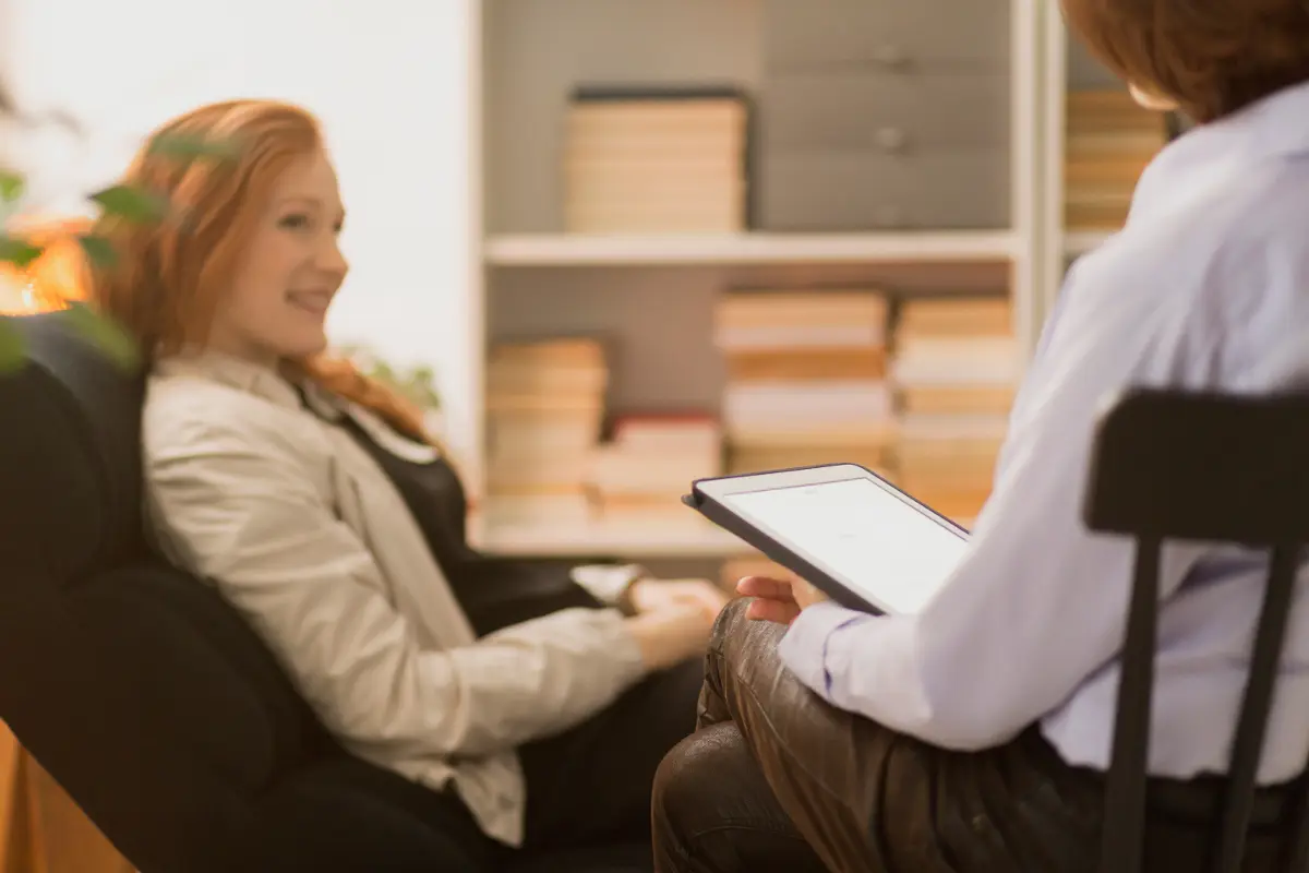 woman-during-psychotherapy